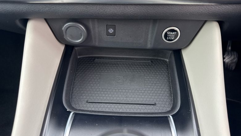 Nissan Qashqai 1.3 DiG-T MH Tekna 5dr Petrol Hatchback